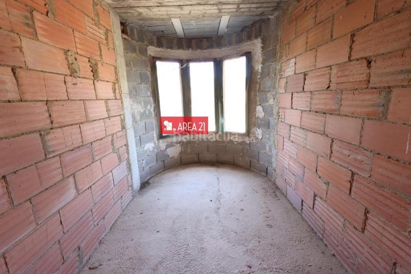 Foto abe31ed2-acb9-42ae-b7c6-4bb8418fef2a. Chalet avec parking dans Urbanizaciones Llíria