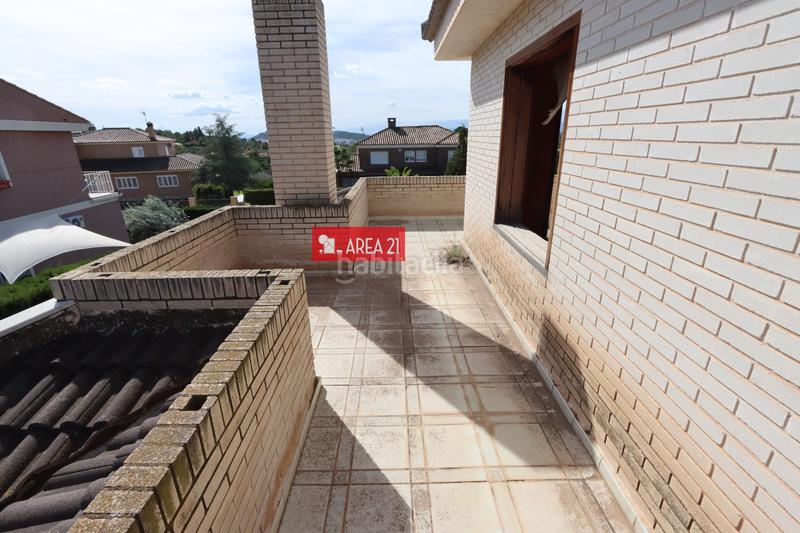 Foto ea62946b-8323-4a2a-b167-f02bf690bcf8. Chalet avec parking dans Urbanizaciones Llíria