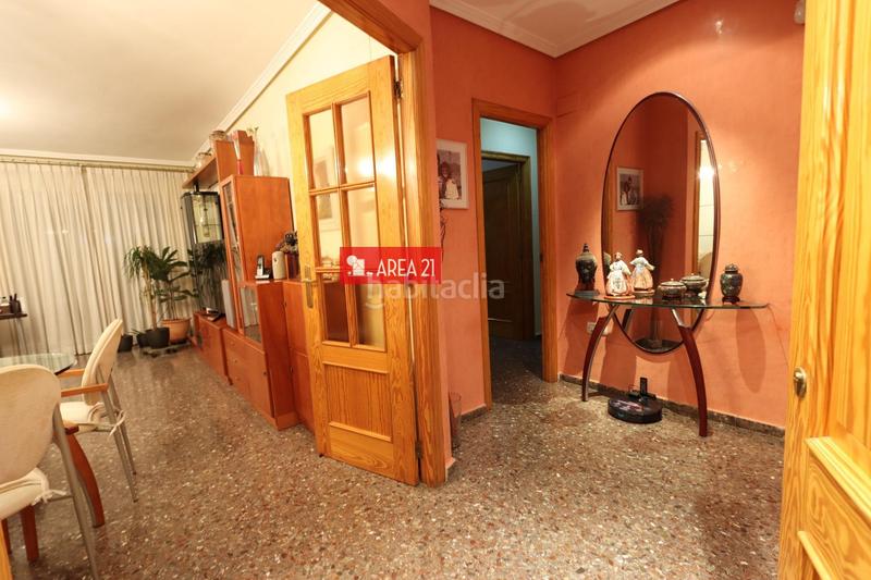 Foto 597c28c8-e0a9-45f2-a341-d5dc66d7b5f0. Rent flat with heating parking in Núcleo Urbano Pobla de Vallbona (la)