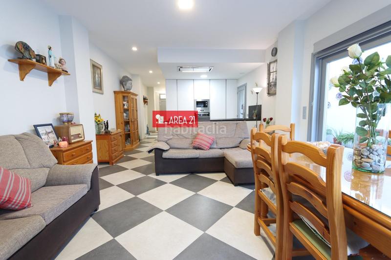 Foto 31d5746a-da93-45f3-a25d-4dc07fb3bc0b. Maison avec parking dans Núcleo Urbano Pobla de Vallbona (la)