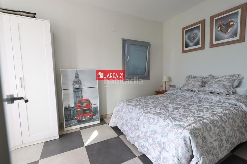 Foto aae2901c-e4b9-4bb0-b247-8f3b9b8a8870. Maison avec parking dans Núcleo Urbano Pobla de Vallbona (la)