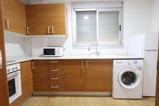 Miete Etagenwohnung in Núcleo Urbano. Vivienda en planta baja