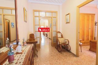 Casa a Núcleo Urbano. Casa de pueblo para entrar a vivir en la pobla de vallbona