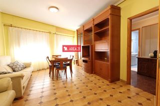 Haus in Santa Bárbara. Vivienda en planta baja en lliria con garaje