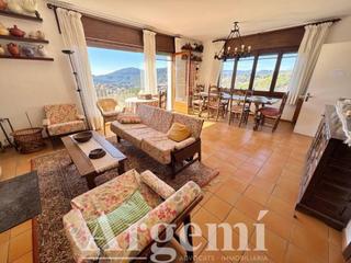 Xalet  Vila alta. Chalet rstico en sant feliu de codines