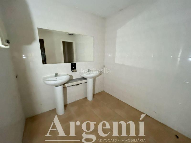 Foto 2d2c55e8-bc2c-4a86-99e5-1fb1f4983484. Alquiler nave industrial  en venta o alquiler 465m con gran potencial en Castellar del Vallès