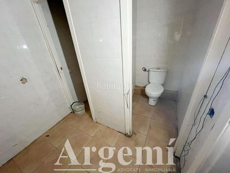 Foto 581b6f9b-fd58-460a-8ac1-98707ca32ccb. Alquiler nave industrial  en venta o alquiler 465m con gran potencial en Castellar del Vallès