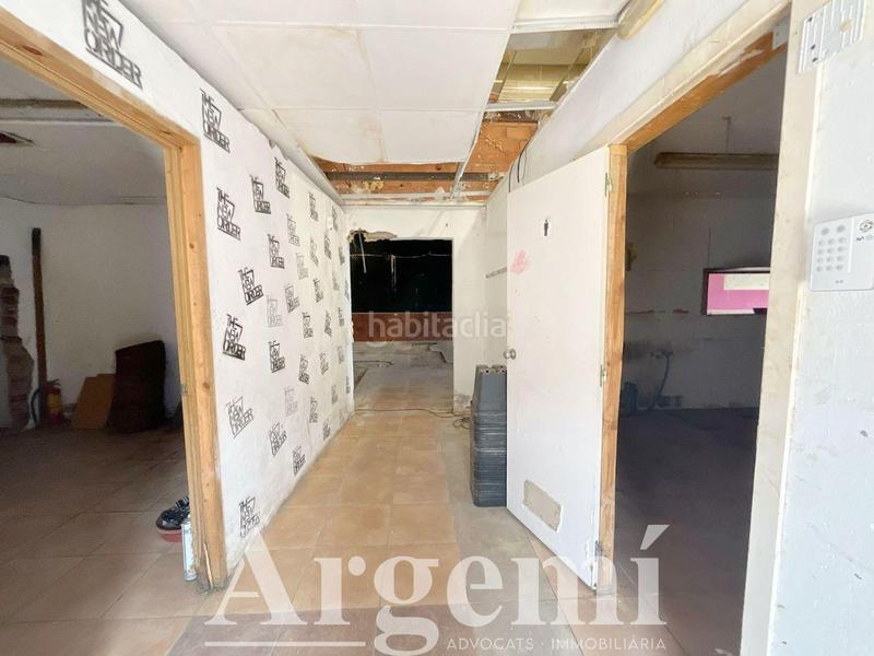 Foto ff7778b2-6a40-44de-859f-821aa564bc26. Alquiler nave industrial  en venta o alquiler 465m con gran potencial en Castellar del Vallès