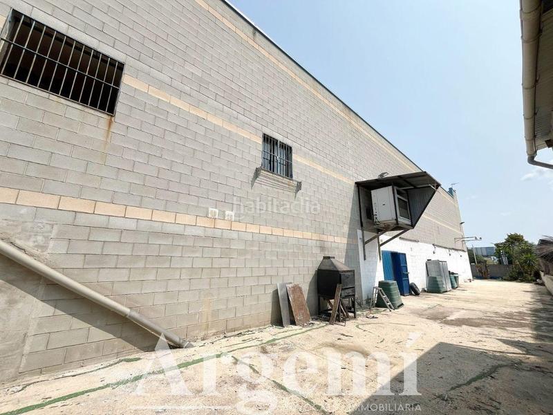 Foto fbb244fe-3000-4154-962f-31e27e2a28f9. Lloguer nau industrial a Sud-Zona Industrial Castellar del Vallès