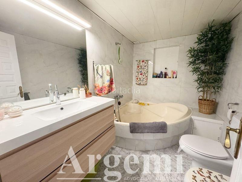 Foto 5b4c67c6-8fa2-42cb-9b32-83eda6712148. Casa pareada  en venta en Martorelles