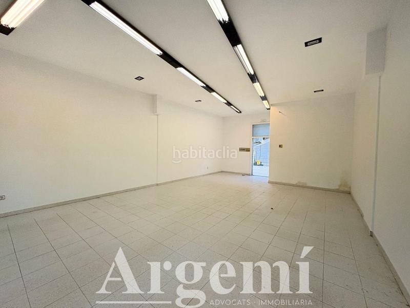 Foto 14e05653-ab5d-40ba-9aa6-69268597a8bc. Rent business premise in Palau-solità i Plegamans