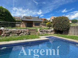 Location Chalet à Lliçà d´Amunt. Chalet unifamiliar en alquiler en palausolità i plegamans
