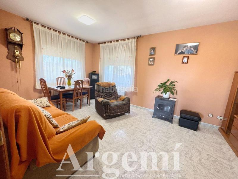 Foto 30afd83f-c23d-4023-a807-a29eaac3f5e4. Masia amb calefacció aparcament a Palau-solità i Plegamans