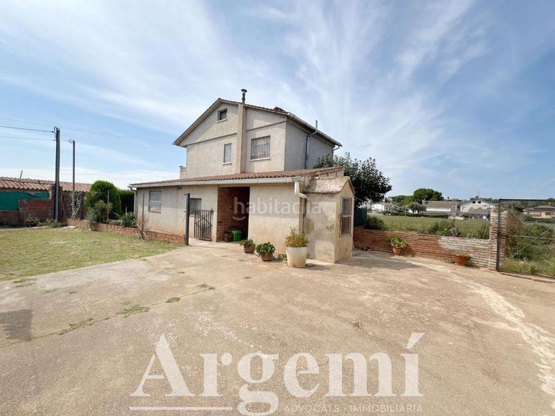 Foto 39e7bd3e-e381-4a98-b53a-1d4d78a55b72. Masia amb calefacció aparcament a Palau-solità i Plegamans