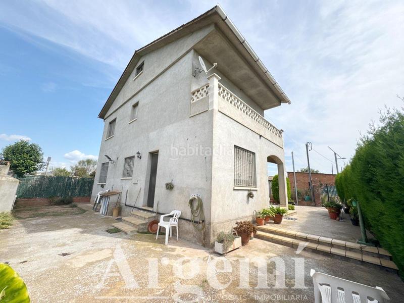 Foto f97df09f-d590-429b-a3ca-68890ed11c46. Masia amb calefacció aparcament a Palau-solità i Plegamans