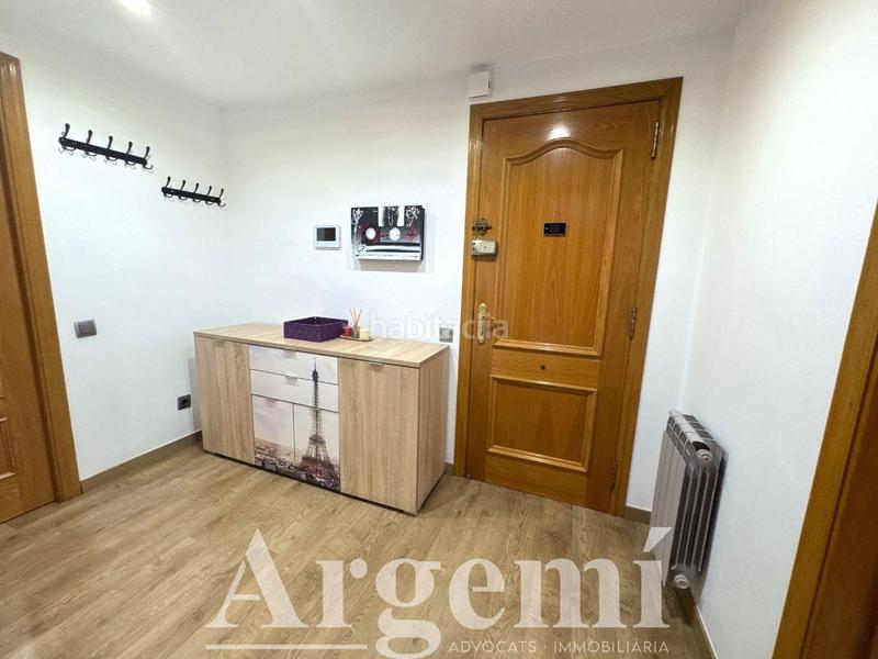 Foto 274bd937-f8d2-4f3f-b3e3-e54ce994a6f8. Piso venta piso en Can Clos-Pinetons Ripollet