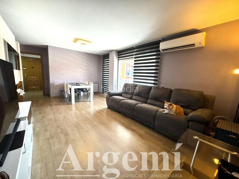 Foto da5ac4fb-7d26-4dc2-8a30-18ea383a260e. Piso venta piso en Can Clos-Pinetons Ripollet