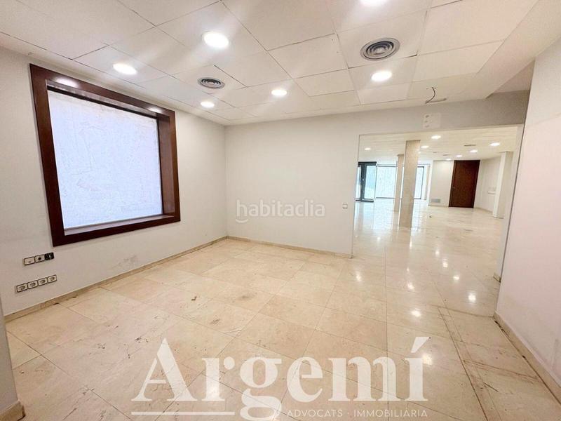 Foto e62b3983-cdf1-416f-9039-b338bb3ee728. Rent business premise in Palau-solità i Plegamans