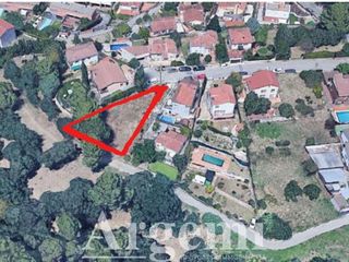 Residential Plot  Carrer florida. Venta de terreno en palau solità i plegamans