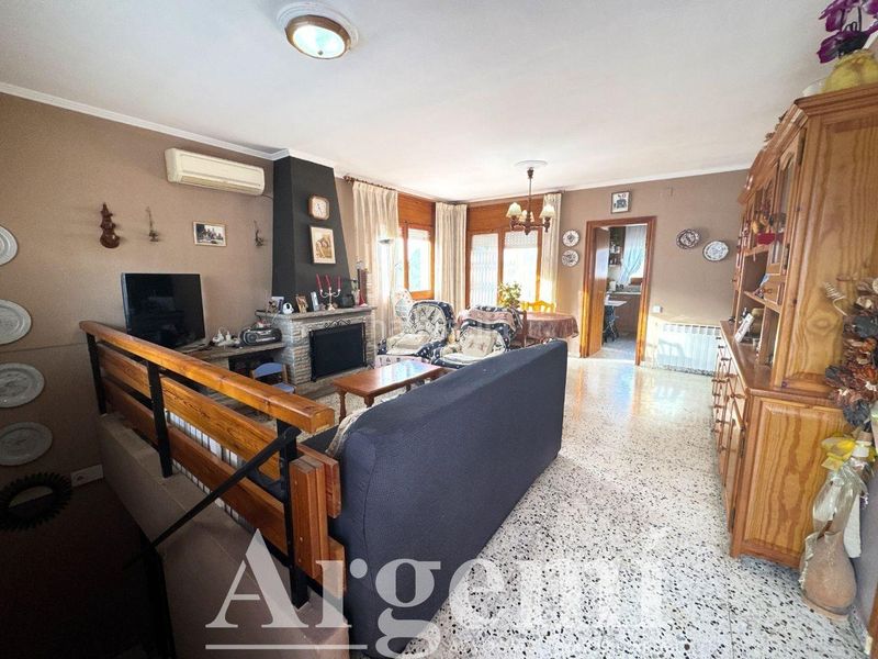 Foto cdb54ff9-356a-4c13-b8a4-cfa3b42d9245. Casa amb aparcament piscina a Lliçà d´Amunt