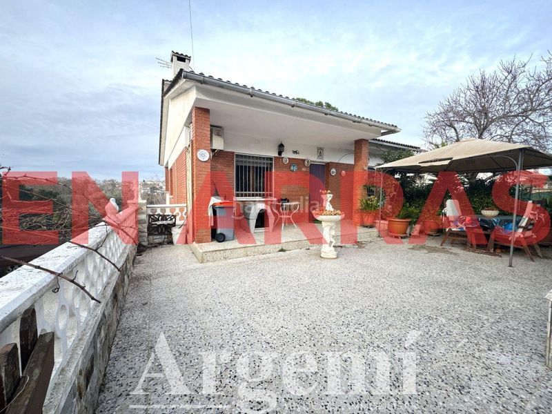 Foto f39a82ce-34c2-43aa-8087-7e6c6a6aa564. Casa amb aparcament piscina a Lliçà d´Amunt