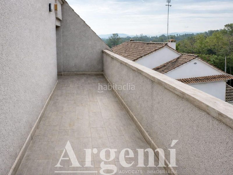 Foto 98a23bd0-db10-4409-a7ae-4351fa9c5d0e. Casa amb calefacció aparcament piscina a Lliçà d´Amunt