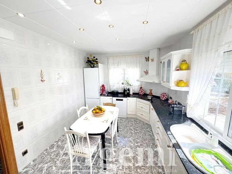 Foto 780885ee-acfb-415d-b35f-1221c932934d. Casa amb calefacció aparcament a Lliçà d´Amunt