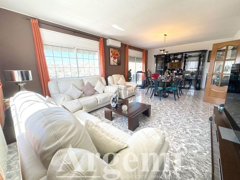 Foto b776e09e-8ba0-46f0-811d-91c94cb6414b. Casa amb calefacció aparcament a Lliçà d´Amunt
