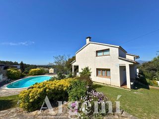 Casa in Palau-solità i Plegamans. Venta en exclusiva casa en palausolità i plegamans