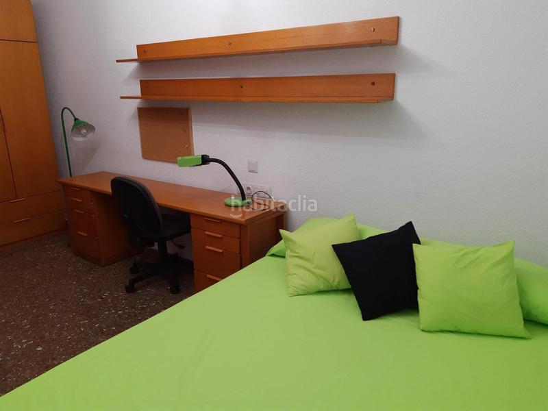 Foto ad527f43-88f2-4d42-8b94-70f3278e422d. Alquiler piso zona obispo amigó abastos en Arrancapins Valencia