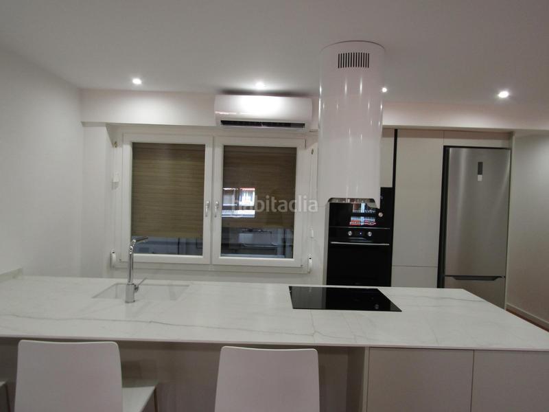 Foto f75d6e50-d052-429e-aa14-2c43d22ca2db. Alquiler piso maestro sosa en Arrancapins Valencia