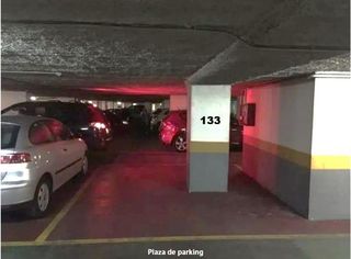 Rent Car parking in Arrancapins. Plaza de garaje en c. maluquer