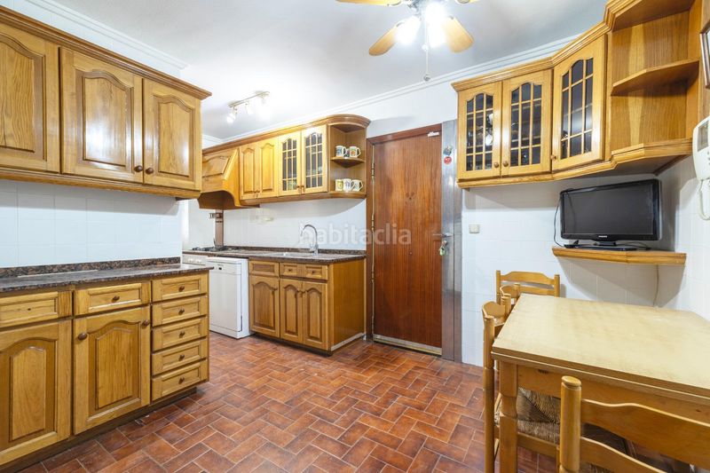 Foto 0d659394-5d96-4d7e-aad6-dd57a84f3ec8. Pis amb aparcament a Russafa Valencia