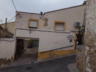 Casa en Cortes de Palls. Casa en venta en aldea del oro