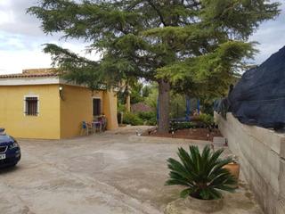 Chalet à Alborache. Chalet en venta en alborache