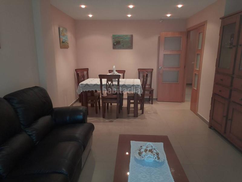 Foto 2835b5d1-01a3-455f-887f-db6524825910. Casa adossada a Alborache