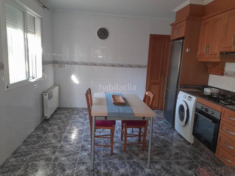 Foto bc7ee8ea-09e1-4f3f-bd55-8c02af855955. Casa a Turís