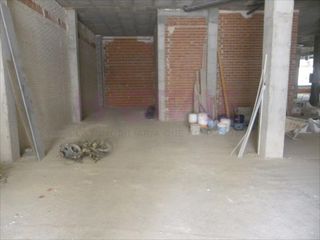 Rent Business premise in Riba - roja de Túria. Se alquila bajo comercial 1100 m ribaroja