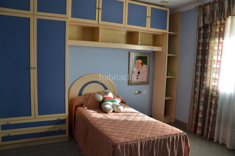 Foto 44b32afa-eb3b-477a-9de3-7357a6487ba1. Casa amb piscina a Riba - roja de Túria