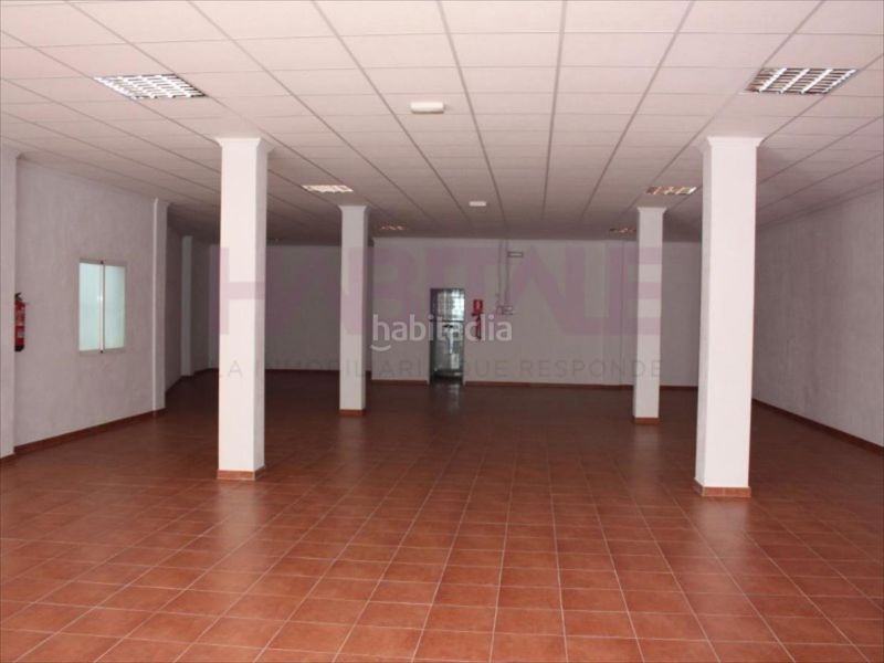 Foto 18291cb0-596c-4e5b-a919-497da3c340ac. Local comercial a Riba - roja de Túria