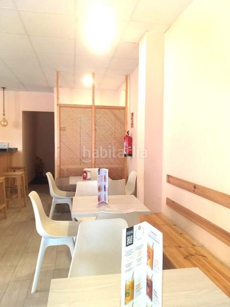 Foto a729328f-6f32-4789-8d4f-555955f66642. Alquiler local comercial traspaso de bar cafetería en funcionamiento con licencia de actividad.se encuentra en una de las mejores zonas de ribaroja.dispone en Riba - roja de Túria