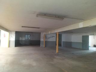 Nau industrial a Vilamarxant. Se vende nave en  poligono de villamarchante.dispone de 826m2 co