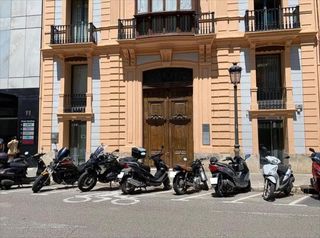 Local Comercial a Sant Francesc. Se vende local comercial. cl pintor sorolla, valencia 1.470.000