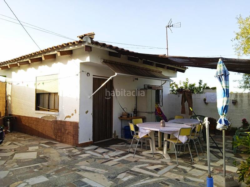 Foto 4d8e8893-abfa-476d-b8ed-3dc2e1588e82. Casa se vende casa de campo cerca del pueblo de ribaroja.dispone de 2 habitaciones y 1 bañoademas tambien dispone de nave auxiliar.1300 en Vilamarxant