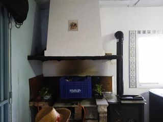 Casa a Vilamarxant. Se vende casa de campo cerca del pueblo. ribaroja de turia