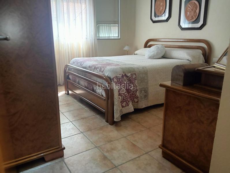 Foto 173914dd-3f5f-4122-ac41-7872a6925a0d. Casa aparellada a Riba - roja de Túria