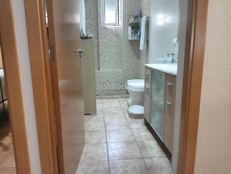 Foto 296db1bb-9053-4a14-b1c5-1255b3680198. Casa aparellada a Riba - roja de Túria