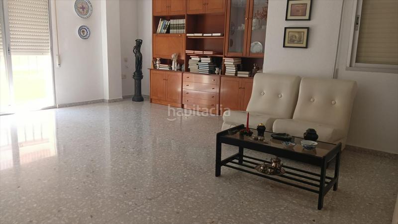 Foto 2f7cc9a2-65e1-4f76-b9c1-beffbc73826d. Casa aparellada a Riba - roja de Túria