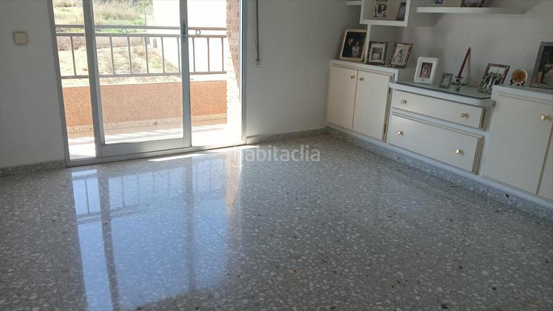 Foto 719eb368-1219-4c77-b093-2b52d7742f3f. Casa aparellada a Riba - roja de Túria