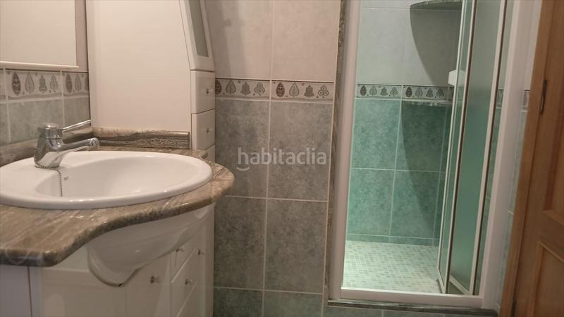 Foto ad4e7316-a822-4fcc-9187-06f7b566900c. Casa aparellada a Riba - roja de Túria